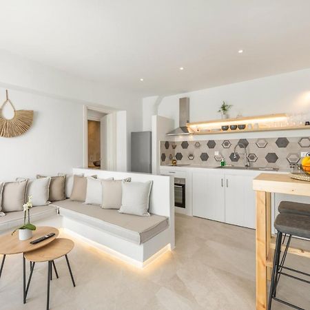 Utopia Luxury Apartments Náoussa Extérieur photo